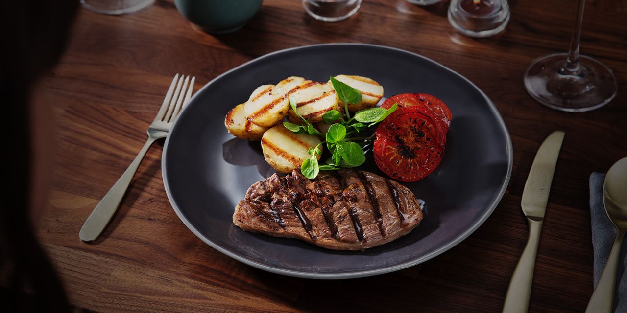 large_Lamb-Steak-Grill-Tomotoes.jpg